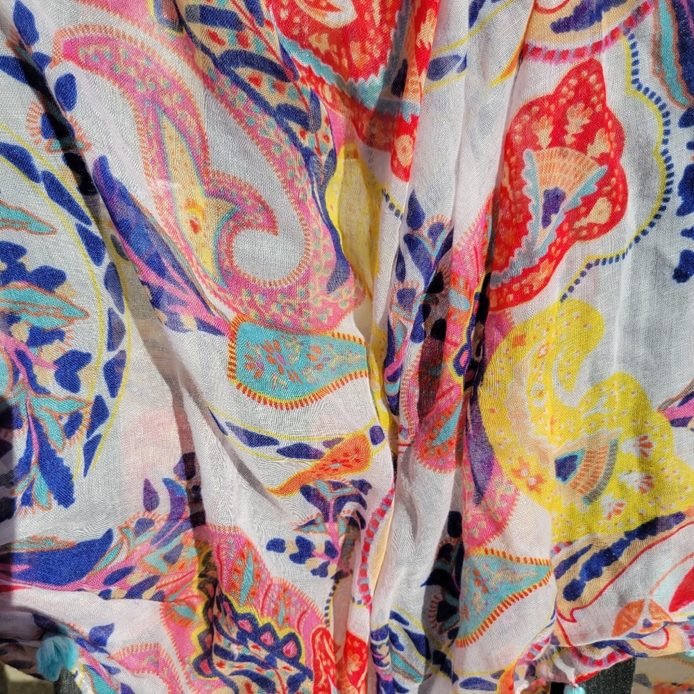 LOFT Outlet Infinity Scarf with Tassels ~ Boho & Beachy ~ VGUC ~ FINAL PRICE! - Picture 7 of 9